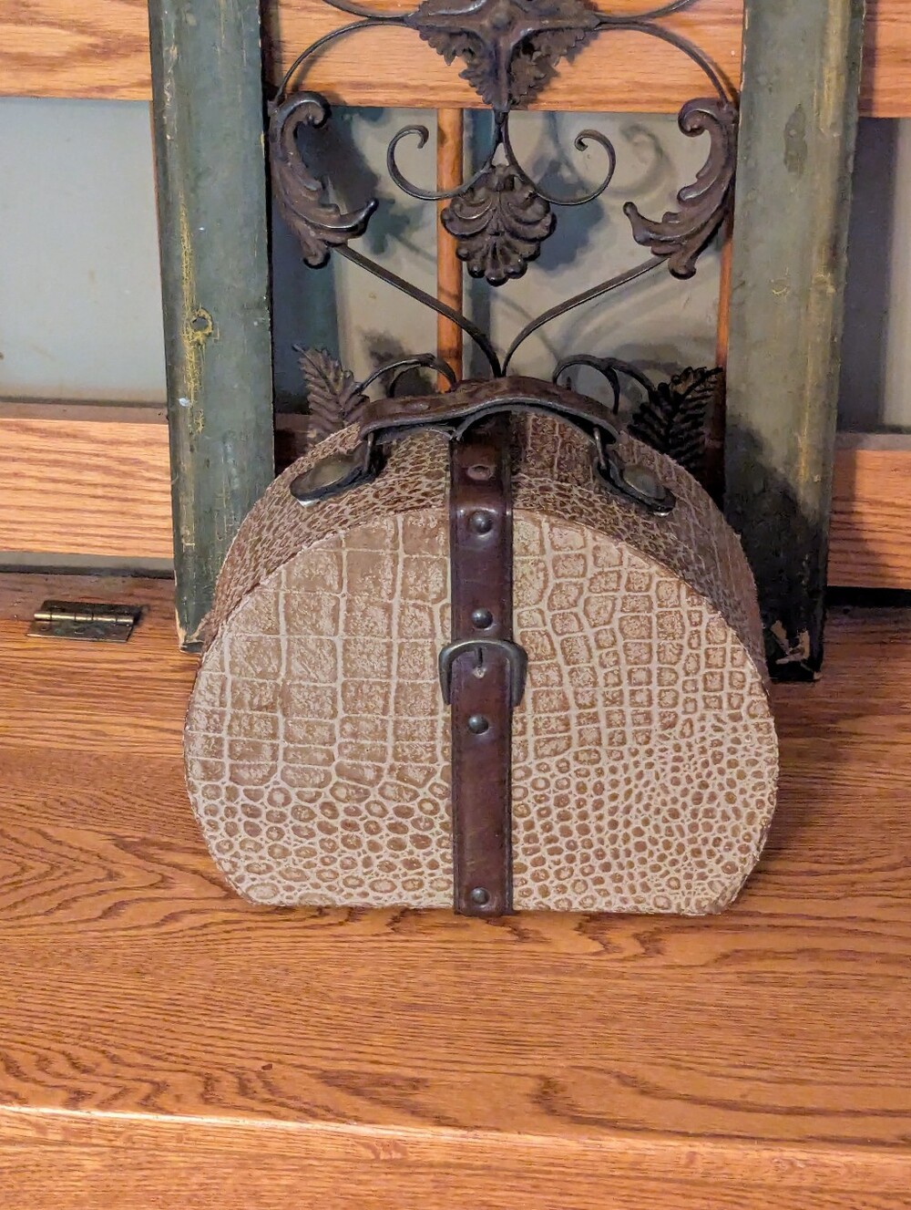 Vintage Dome-Top Faux Embossed Alligator Train Case